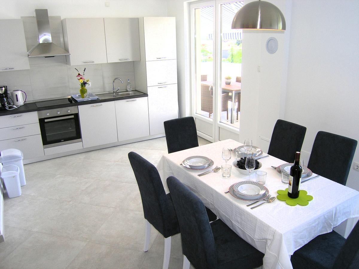 Apartman Danijel Đảo Krk Ngoại thất bức ảnh